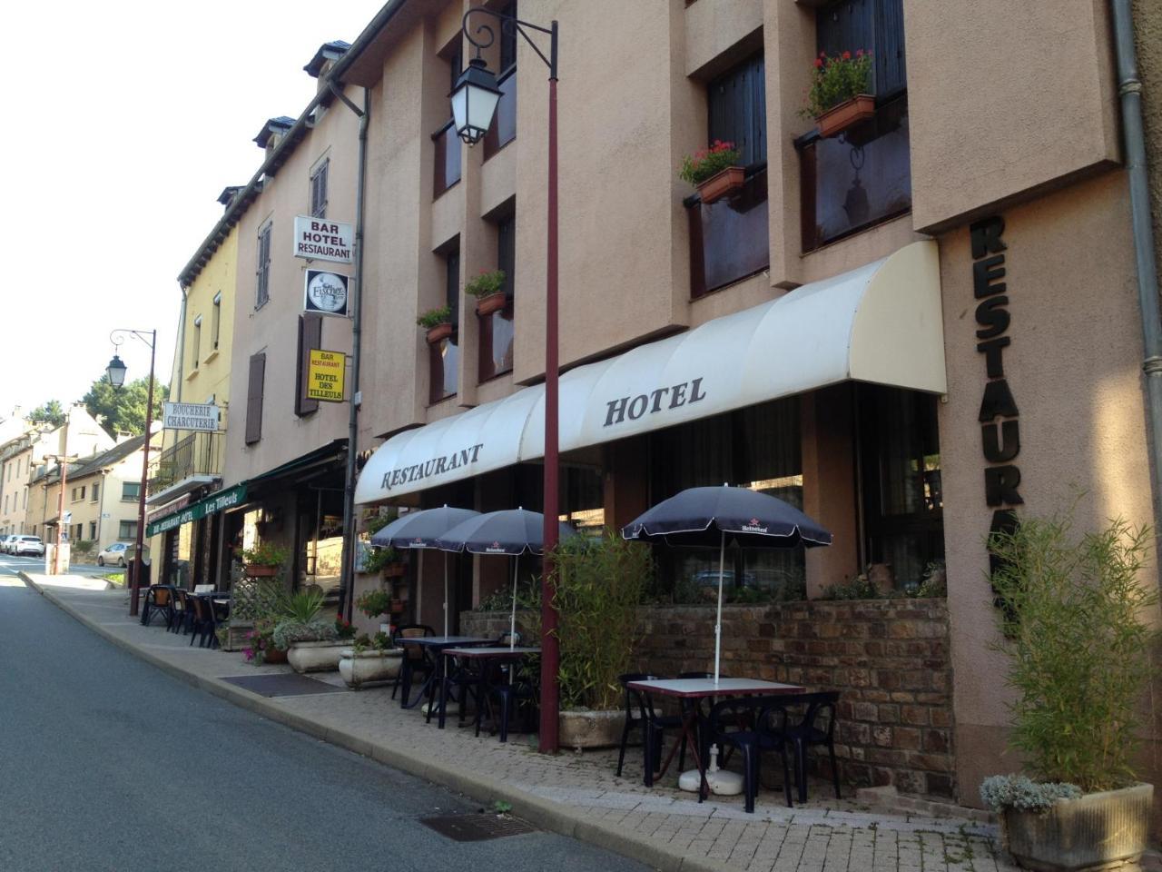Hotel Restaurant L'Agapanthe Pont-de-Salars Bagian luar foto
